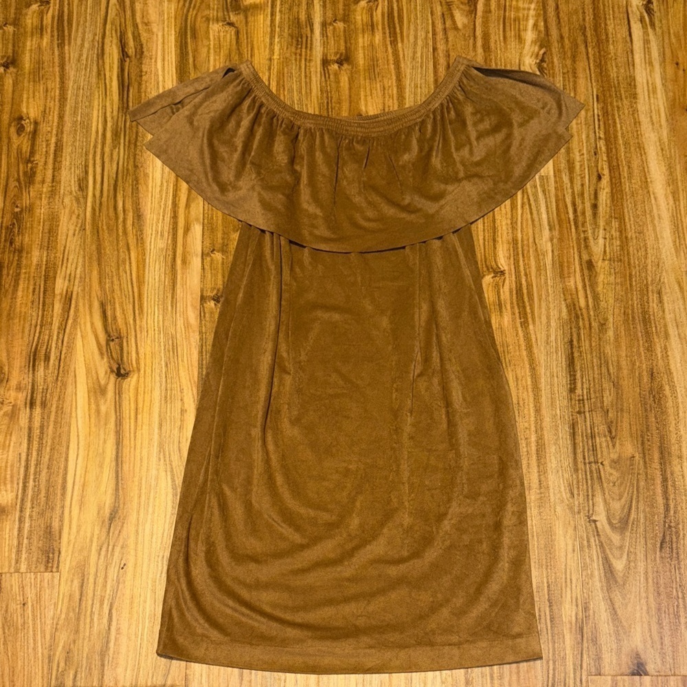 Chico's women’s medium 8 dress Off Shoulder Mini Tan brown suede stretch flutter